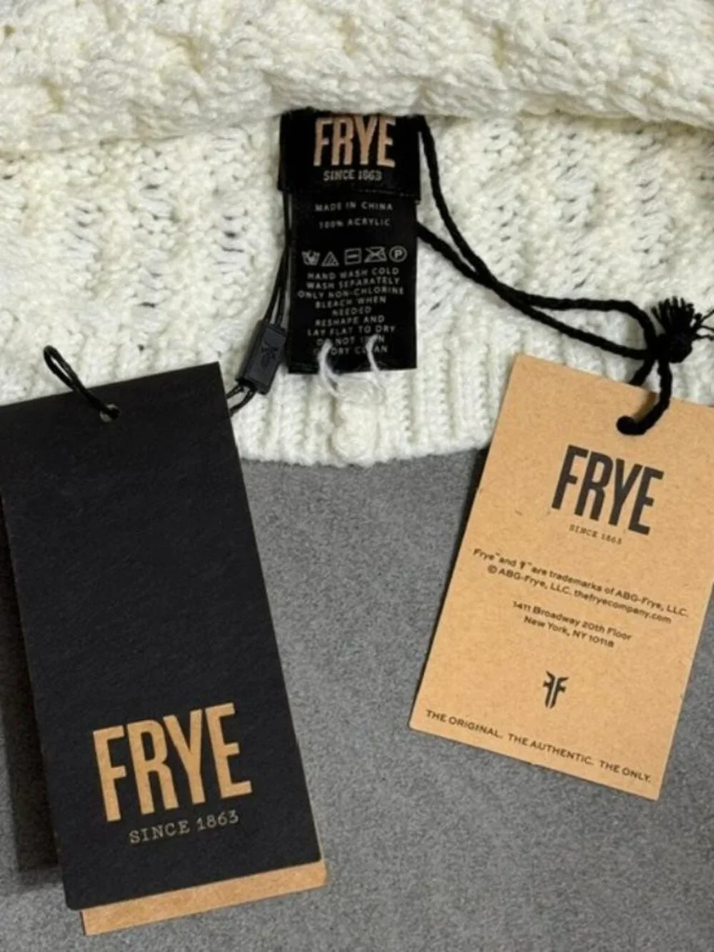 FRYE Women's White Cable Knit Beanie Hat | NWT's | Cozy Winter Classic